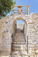 Villa Fisi 1 - Pool, Hot Tub & Mountain View