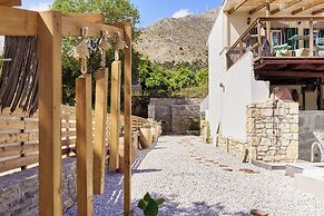 Villa Fisi 1 - Pool, Hot Tub & Mountain View