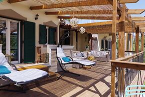 Villa Fisi 1 - Pool, Hot Tub & Mountain View