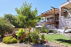 Villa Fisi 1 - Pool, Hot Tub & Mountain View