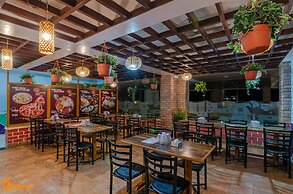 White House Beach Resort