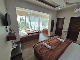 White House Beach Resort