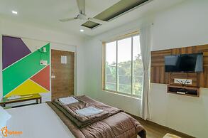 White House Beach Resort