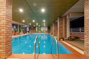 White House Beach Resort