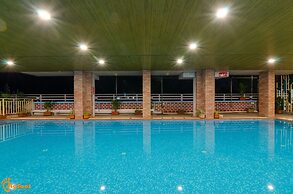 White House Beach Resort