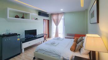 Daddy Dream Hotel and Residence