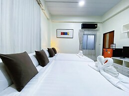 Daddy Dream Hotel and Residence