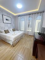 Daddy Dream Hotel and Residence