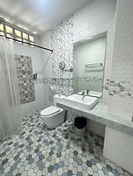Daddy Dream Hotel and Residence