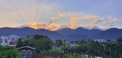 Daddy Dream Hotel and Residence