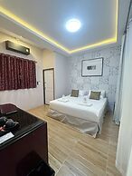 Daddy Dream Hotel and Residence