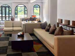 Daddy Dream Hotel and Residence