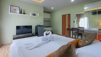 Daddy Dream Hotel and Residence