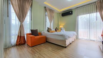 Daddy Dream Hotel and Residence