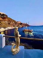 Studio in Old Port of Fira, Sea View, Santorini