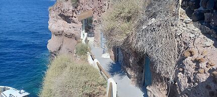 Studio in Old Port of Fira, Sea View, Santorini