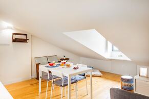 Oporto Loft with Mezzanine