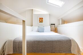 Oporto Loft with Mezzanine