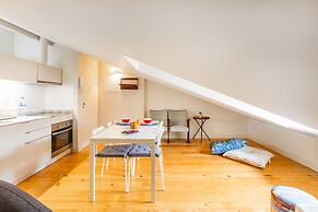 Oporto Loft with Mezzanine