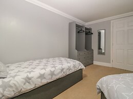 Townbridge Apartment