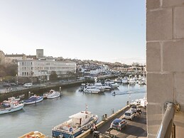 Townbridge Apartment