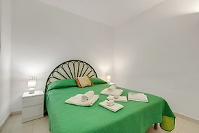 I Fari 31 600mt From The Beach