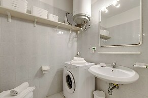 I Fari 31 600mt From The Beach