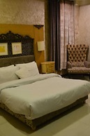Rockwood Resort