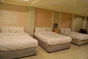 Rockwood Resort