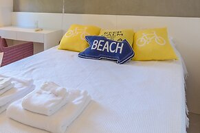 Pé na areia com charme e elegância