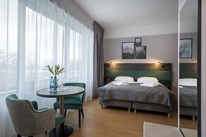 Green Hotel