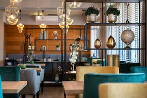Green Hotel