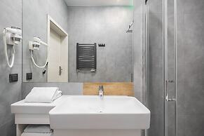 Green Hotel