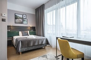 Green Hotel
