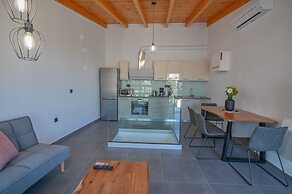 Villa Garifalia with Sauna & Hydromassage