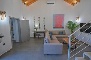 Villa Garifalia with Sauna & Hydromassage
