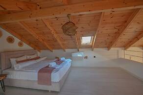 Villa Garifalia with Sauna & Hydromassage