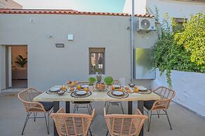 Villa Garifalia with Sauna & Hydromassage