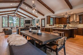 Gray Bear #86 4 Bedroom Home by RedAwning