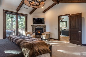 Gray Bear #86 4 Bedroom Home by RedAwning