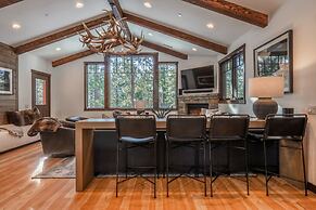 Gray Bear #86 4 Bedroom Home by RedAwning