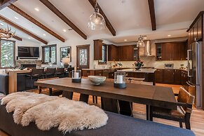 Gray Bear #86 4 Bedroom Home by RedAwning