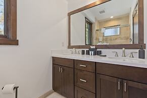 Gray Bear #86 4 Bedroom Home by RedAwning