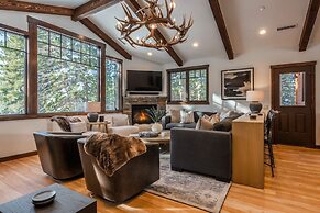 Gray Bear #86 4 Bedroom Home by RedAwning