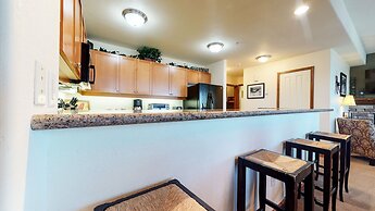 Eagle Run #114 2 Bedroom Condo by RedAwning