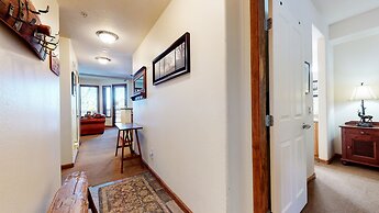 Eagle Run #114 2 Bedroom Condo by RedAwning