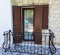 Aral Turkuaz Butik Otel