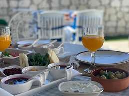 Aral Turkuaz Butik Otel