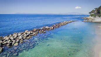 Costa Sur Resort by VRHost