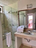 Costa Sur Resort by VRHost